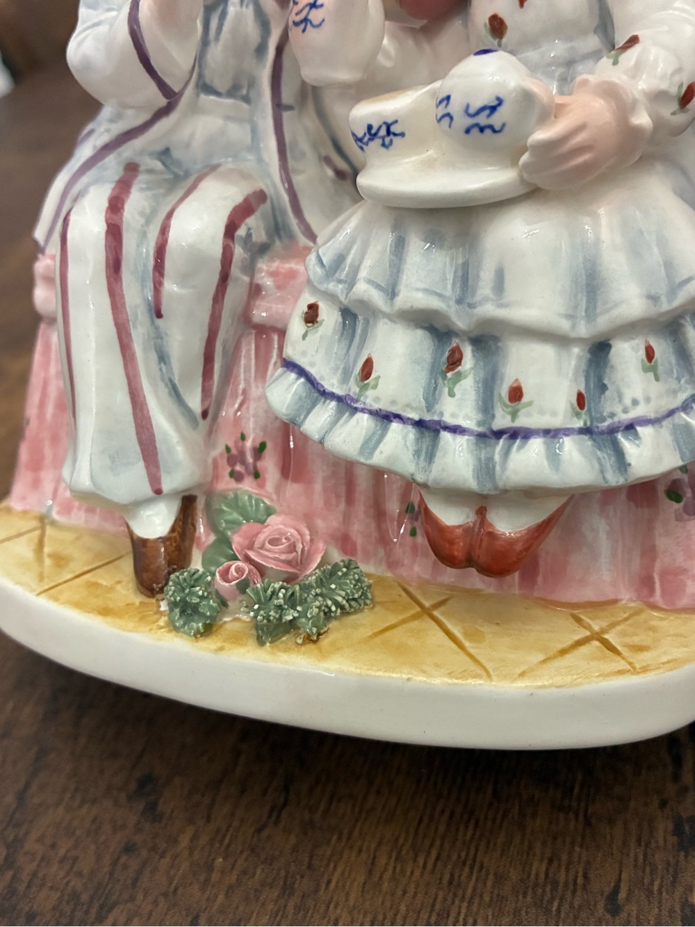 1996 Lefton Yamada “Tea for Two” Victorian Figurine Music Box - Picture 10 of 14